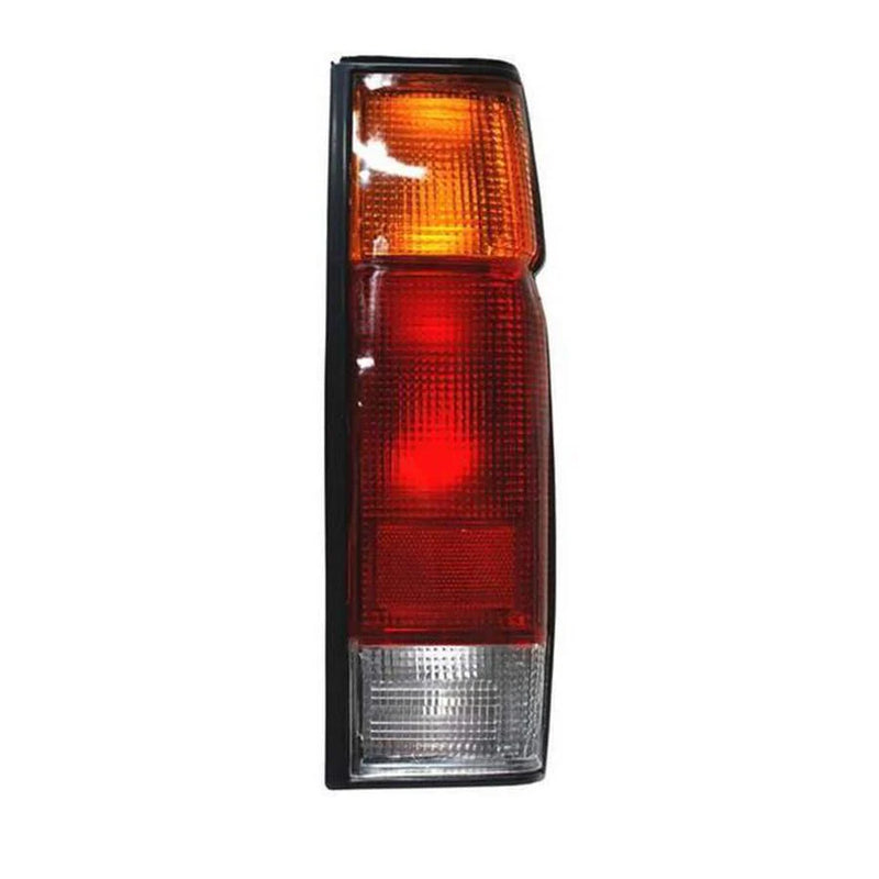 FEU ARRIERE NISSAN D21 1994 2001 DROIT - RT MAROC
