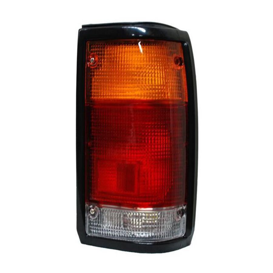 FEU ARRIERE FORD COURIER DROIT - RT MAROC