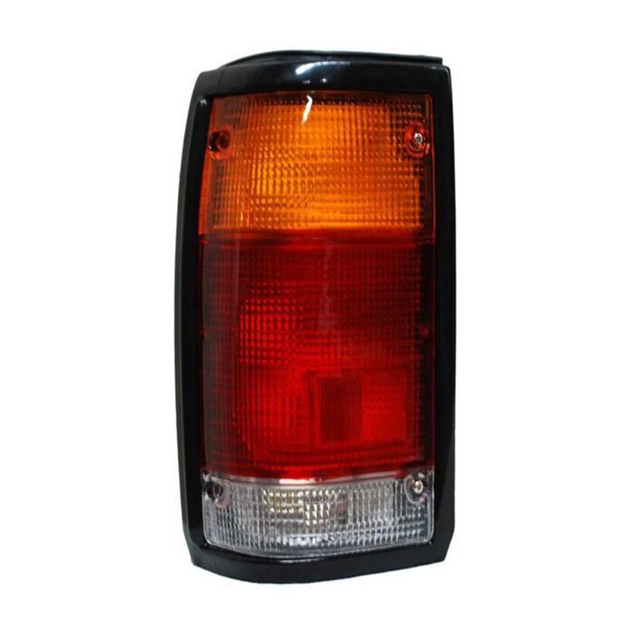 FEU ARRIERE FORD COURIER GAUCHE - RT MAROC