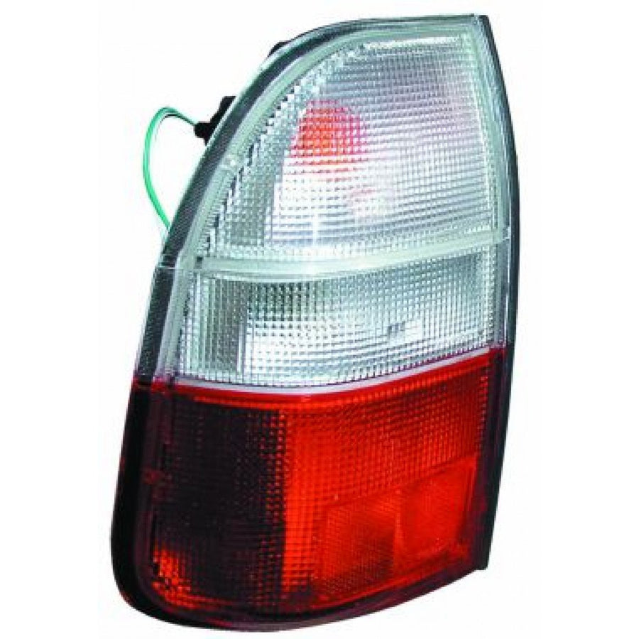 feu arriere mitsubishi l200 2003 gauche - RT MAROC