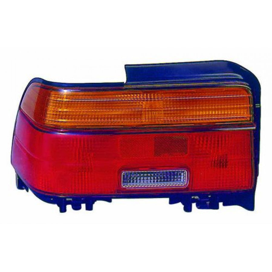 feu arriere Toyota corolla 1993 95 gauche ae100 - RT MAROC