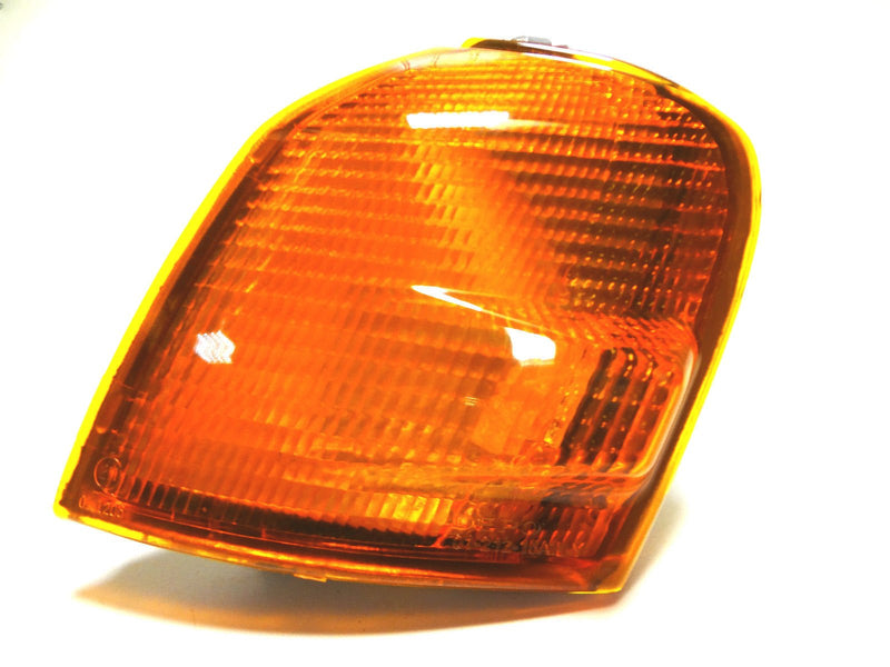 feu clignotant Toyota starlet gauche - RT MAROC