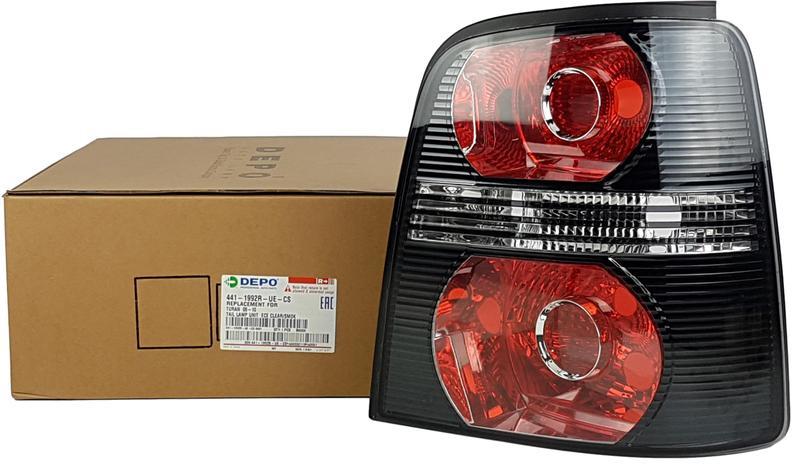 feu arriere volkswagen touran 2006 droite fume