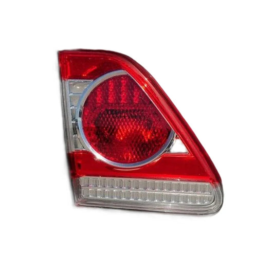 feu arriere toyota corolla 2010 gauche cote malle