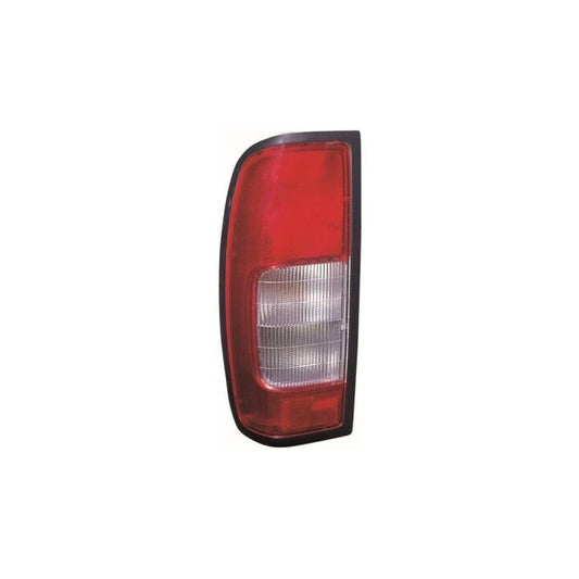 feu arriere Nissan d22 droit/cab gauche - RT MAROC