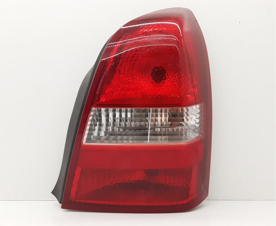FEU ARRIERE NISSAN PREMIRA 2002  DROIT - RT MAROC