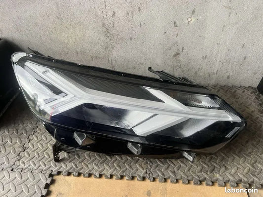 optique dacia logan 2021 droit blanc led