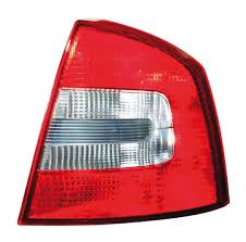 feu arriere skoda octavia 2010 droit