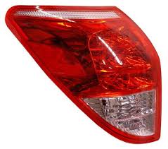 FEU ARRIERE TOYOTA RAV4 2005 GAUCHE - RT MAROC