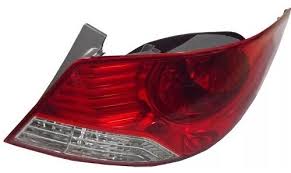 feu arriere hyundai accent 2011 droit - RT MAROC