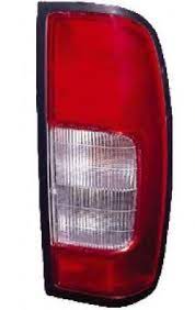 feu arriere Nissan d22 droit/cab droit - RT MAROC