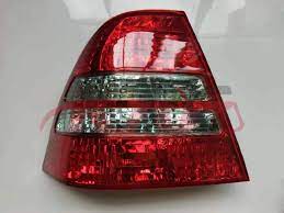FEU ARRIERE TOYOTA COROLLA 2003 212 19G1 DROIT - RT MAROC