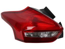 feu arriere ford focus 3 2014 gauche 5 portes led