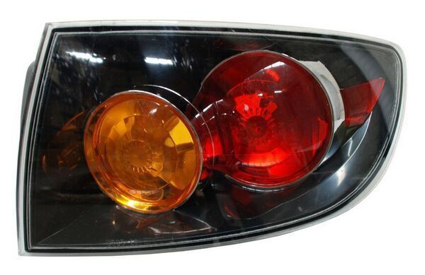 feu arriere mazda 3 2003 droite 4 portes cristale