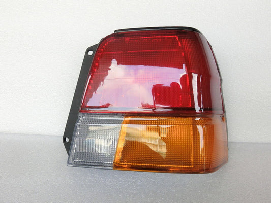 FEU ARRIERE TOYOTA TERCEL 1996  DROIT - RT MAROC