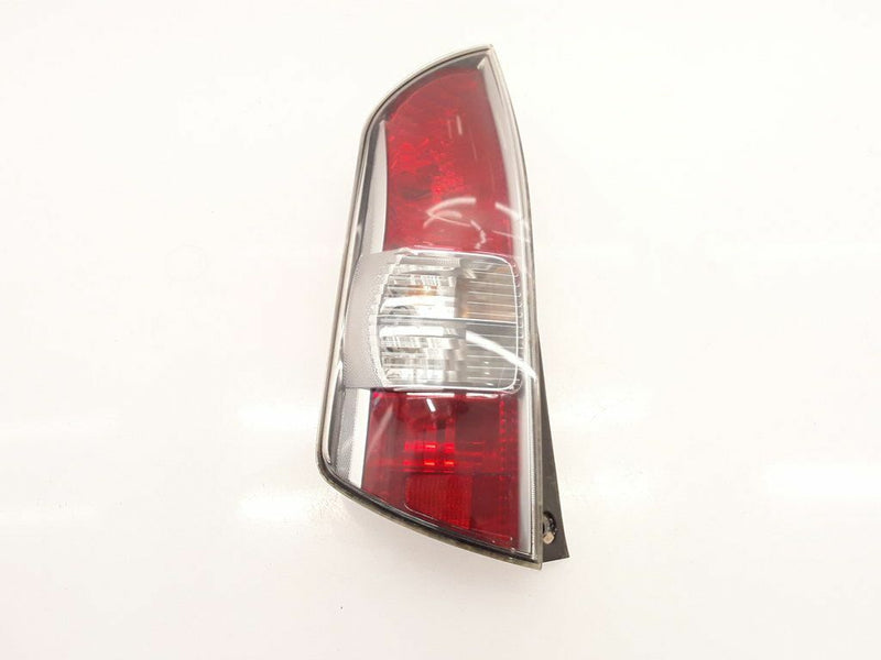 FEU ARRIERE DAIHATSU SIRION 2006 GAUCHE - RT MAROC
