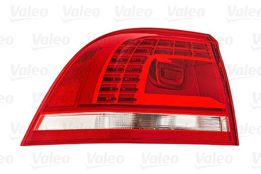 feu arriere volkswagen touareg 2010 lateral gauche